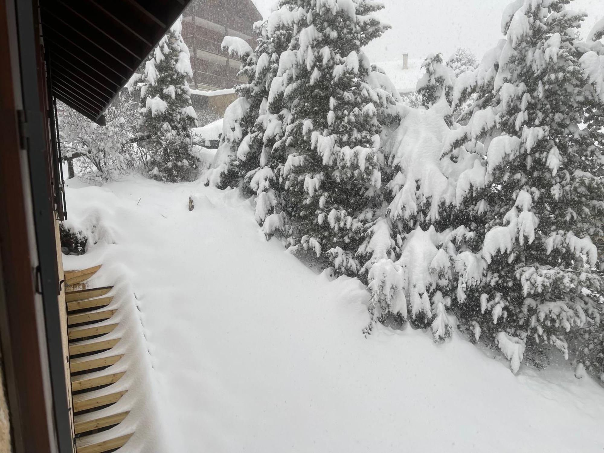 Serre Chevalier Studio 30 M2 Coin Montagne A 8 Minutes Des Pistes Saint Chaffrey Bagian luar foto