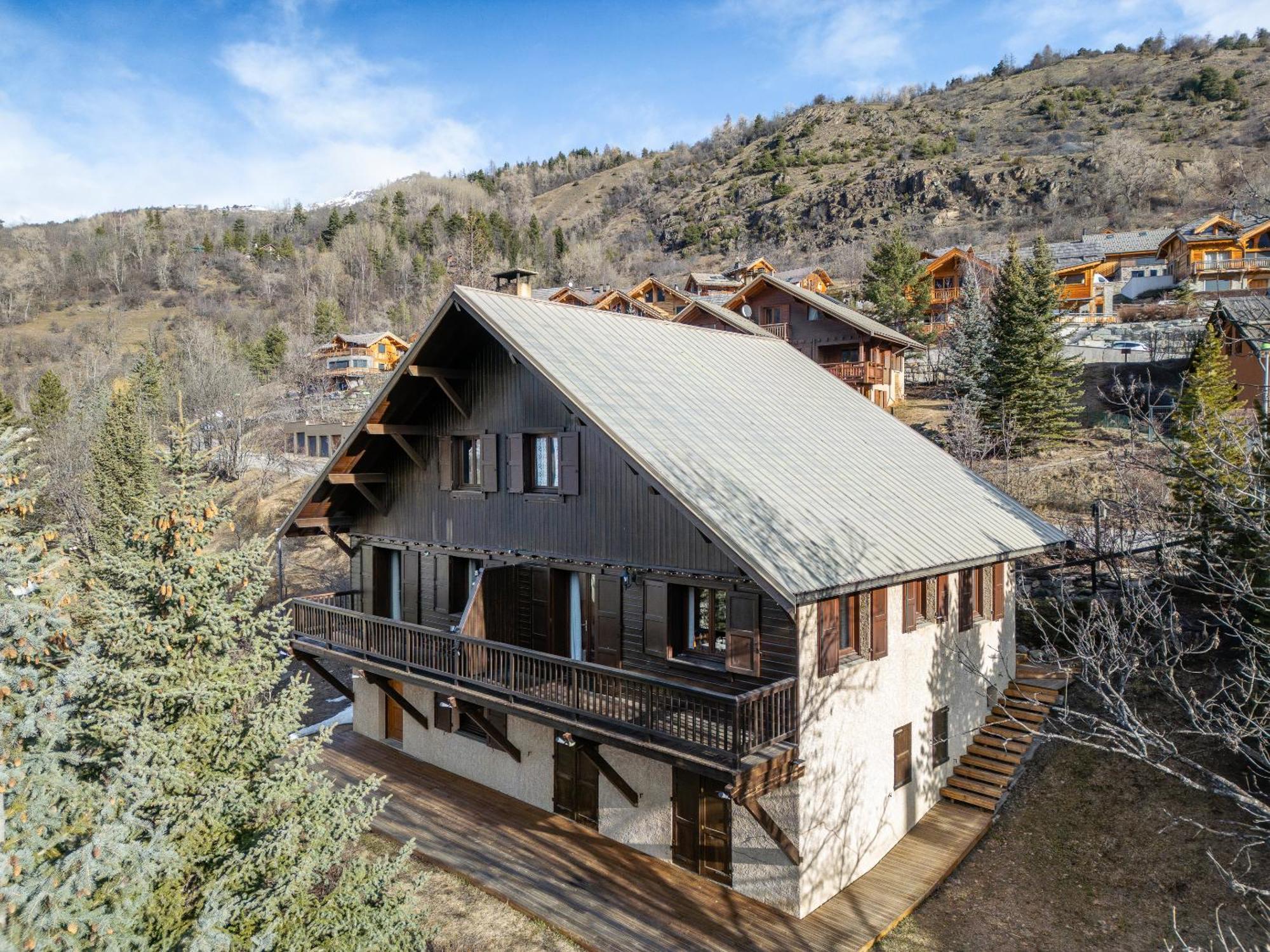 Serre Chevalier Studio 30 M2 Coin Montagne A 8 Minutes Des Pistes Saint Chaffrey Bagian luar foto